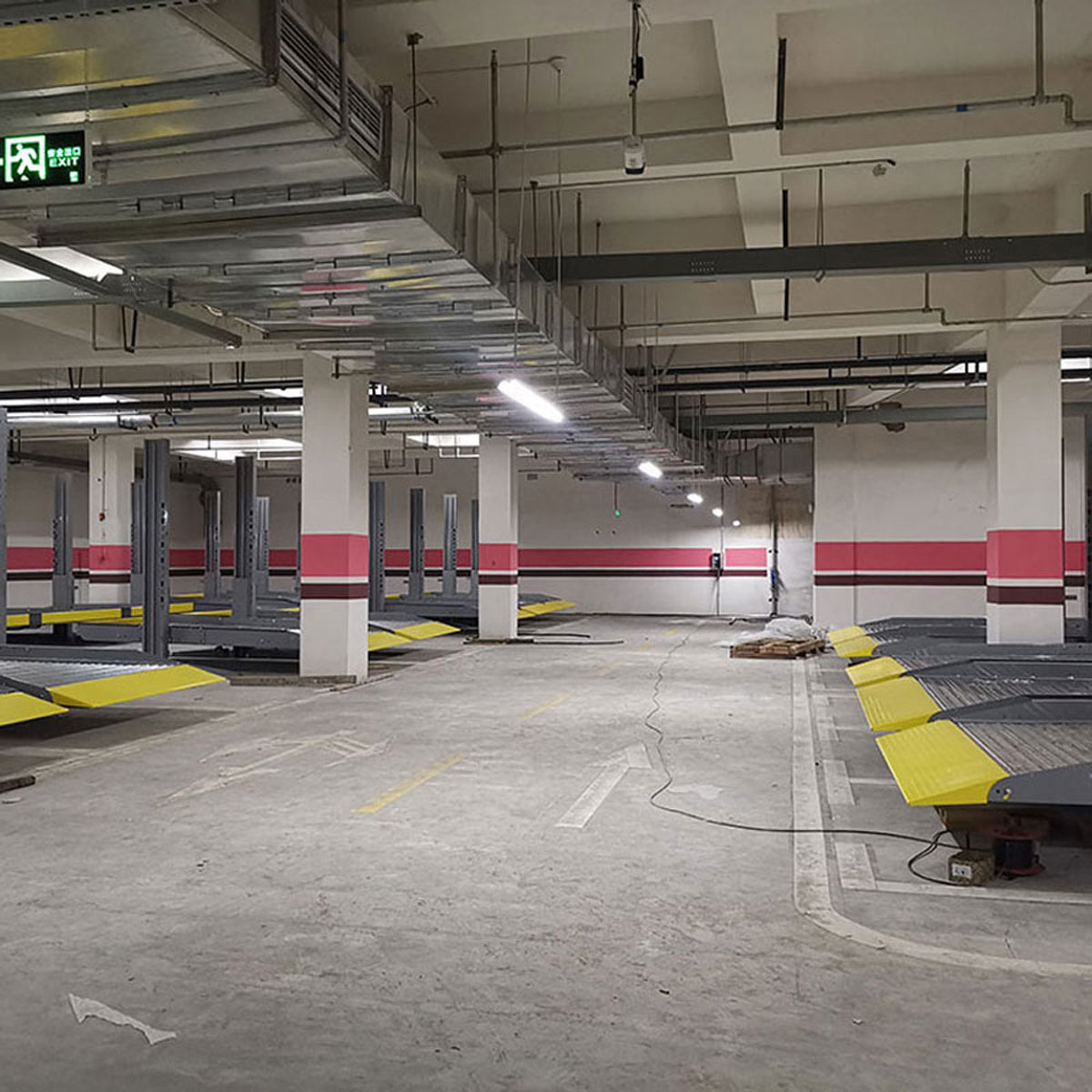 甘肅升降橫移式立體停車安裝