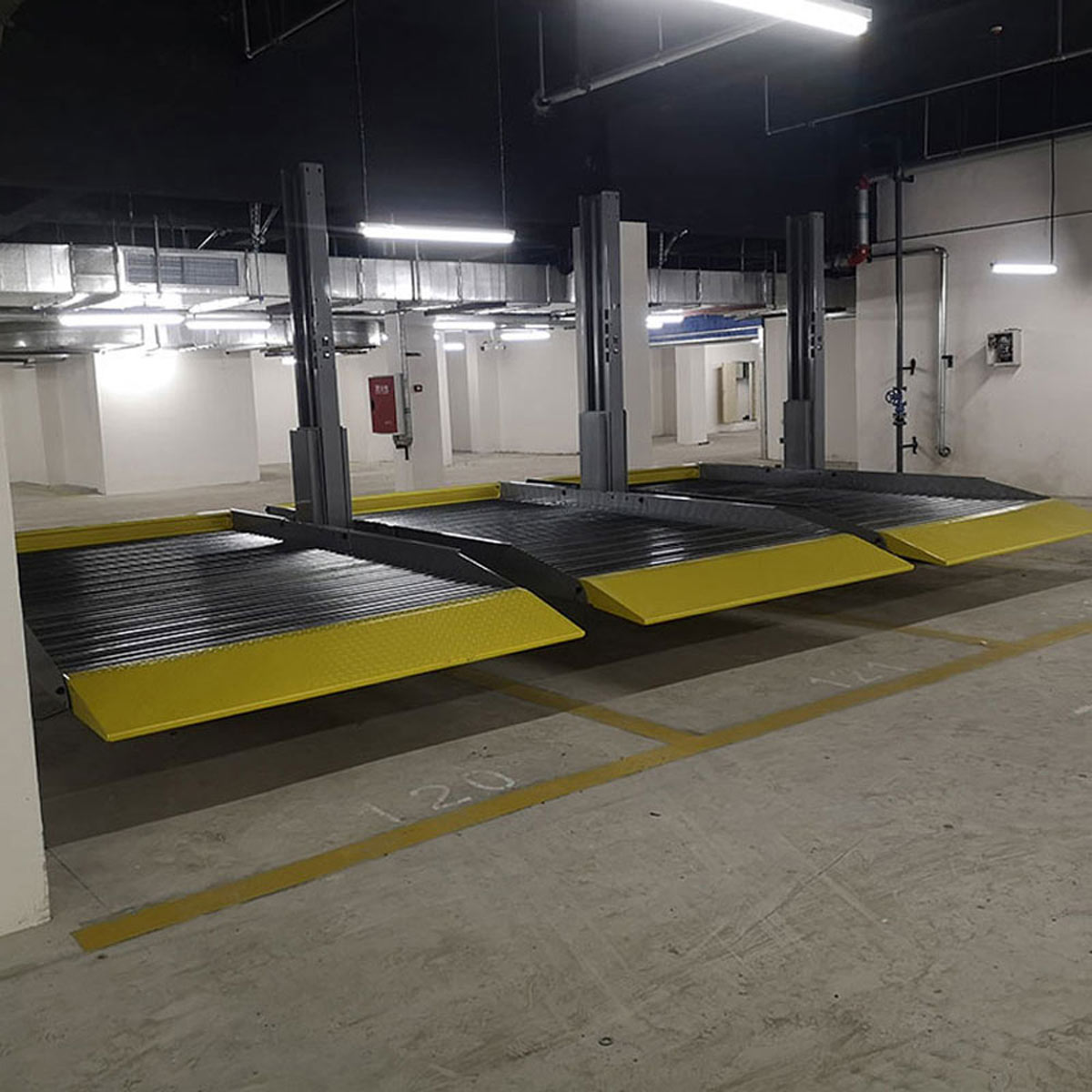 祥云兩柱式立體停車場過驗(yàn)收